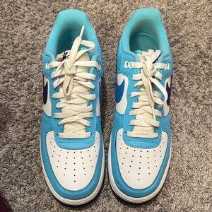 Nike Air Force 1 07 LV8